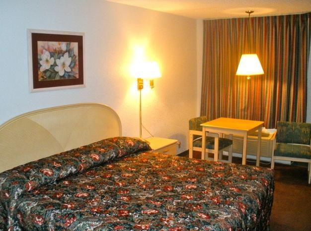 Hotel Colonial